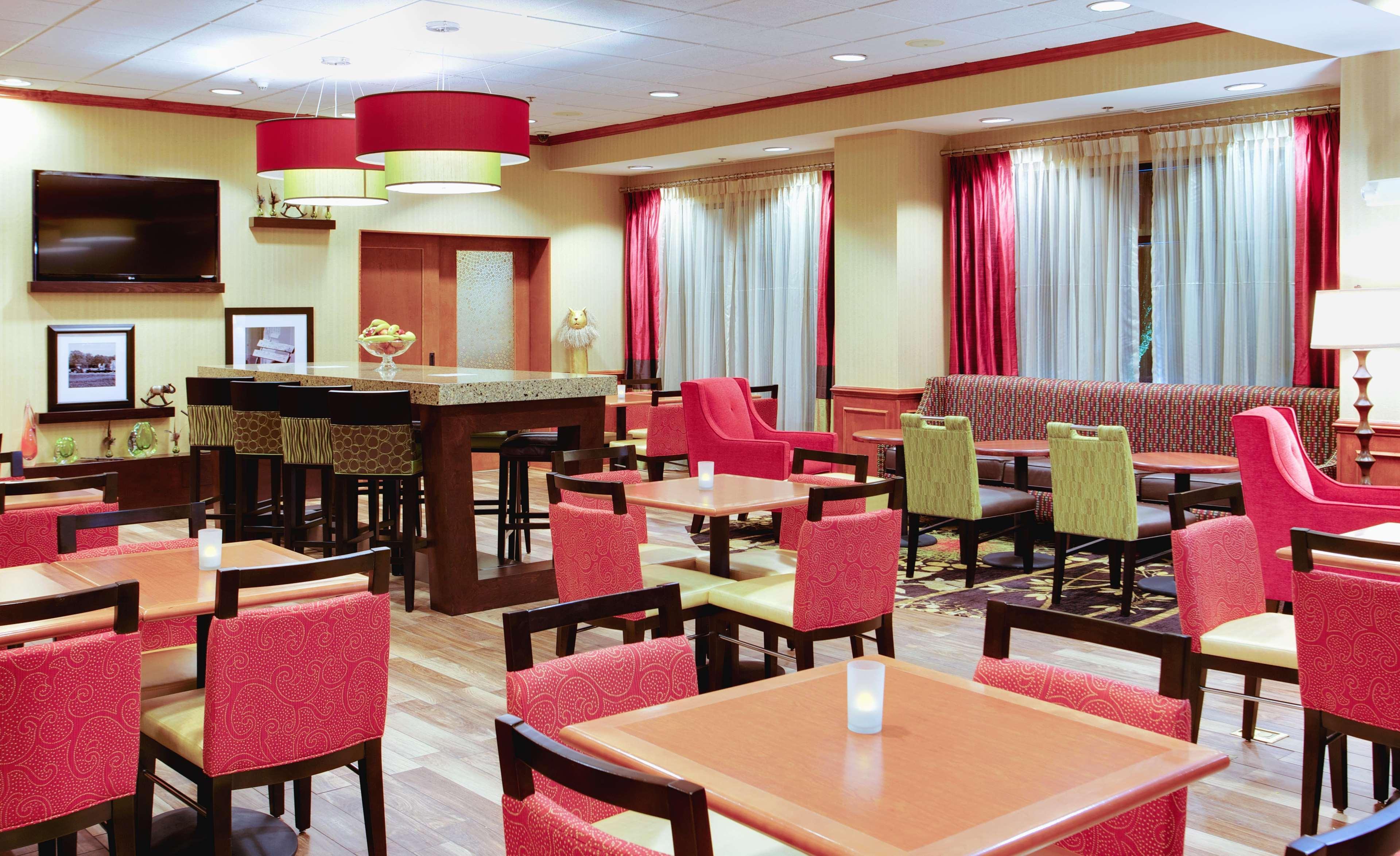 Hampton Inn Emporia Dış mekan fotoğraf