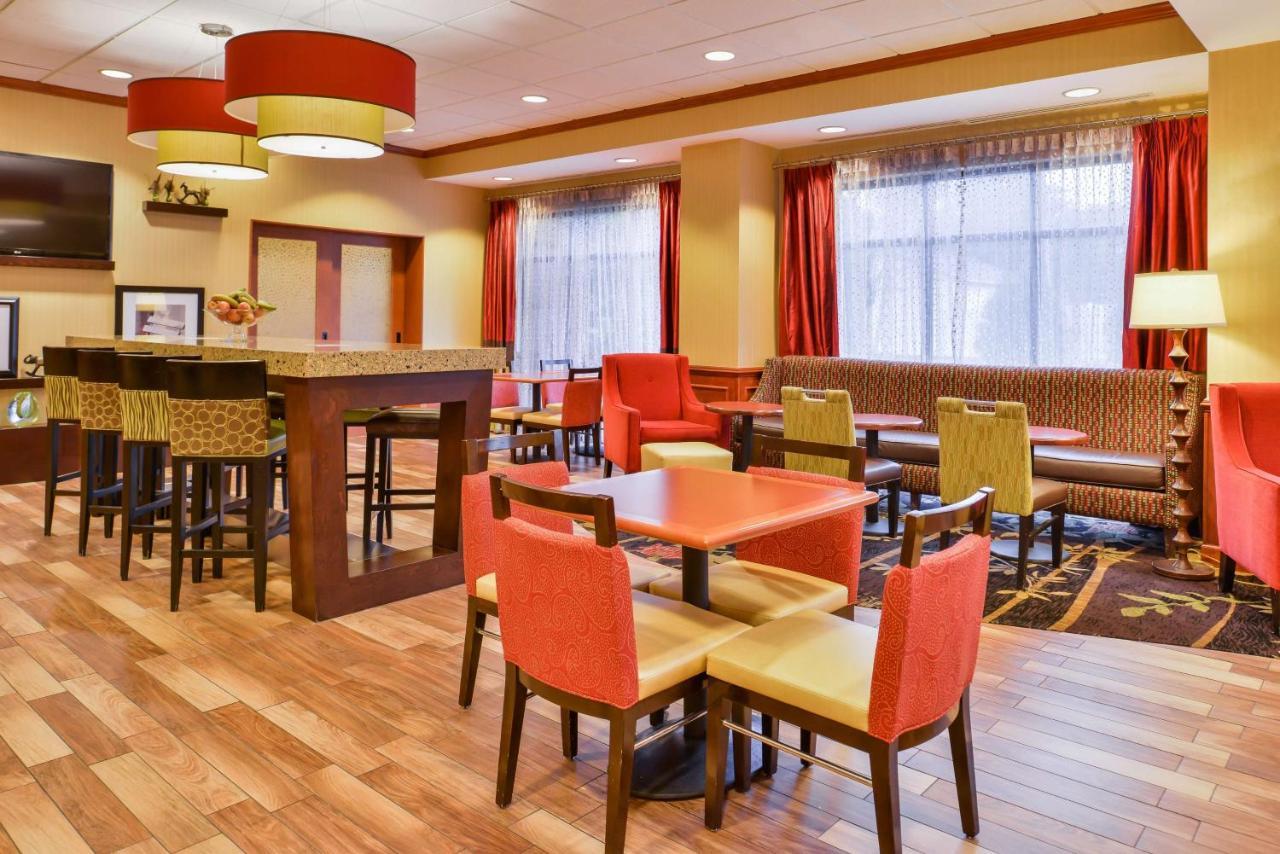 Hampton Inn Emporia Dış mekan fotoğraf