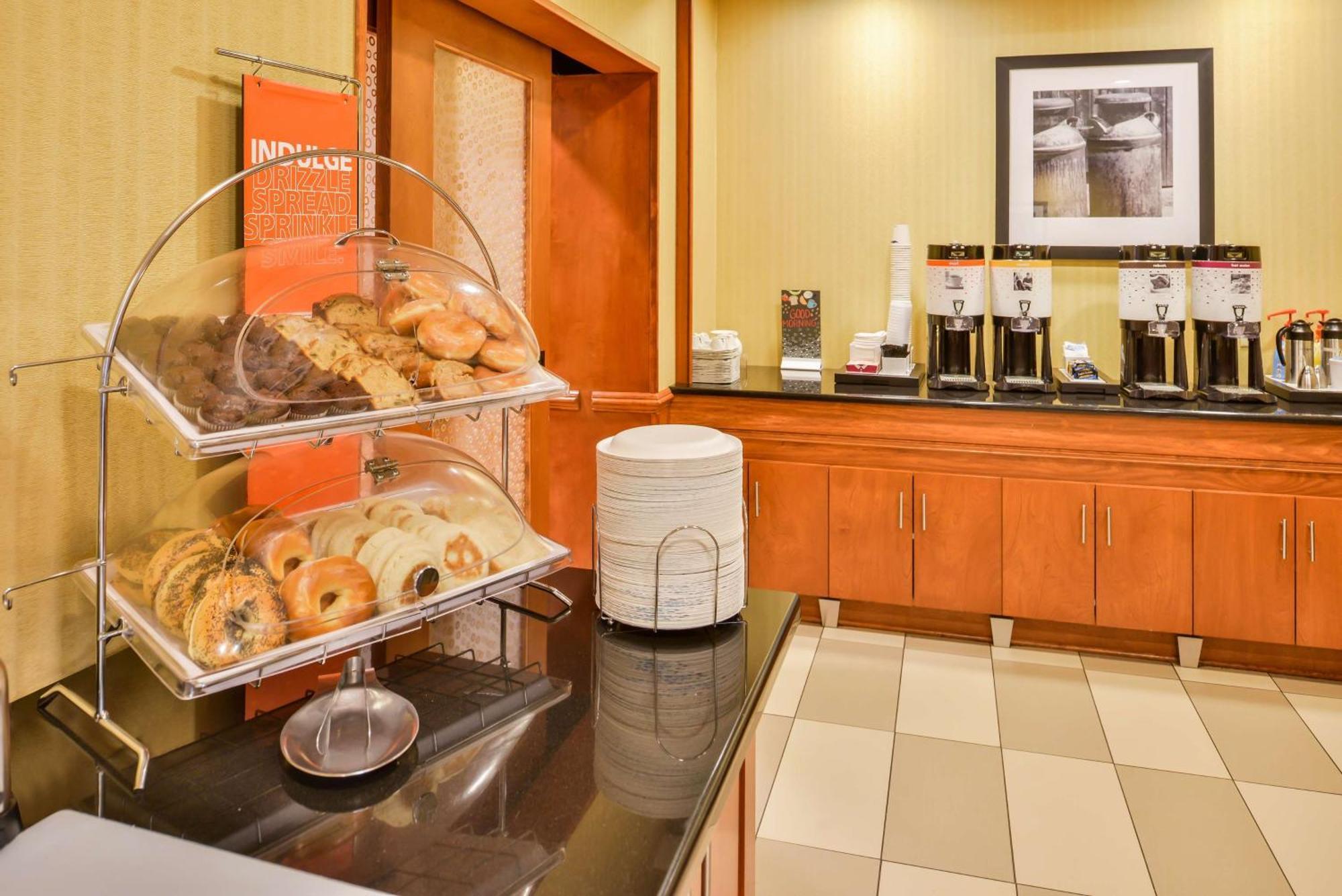 Hampton Inn Emporia Dış mekan fotoğraf